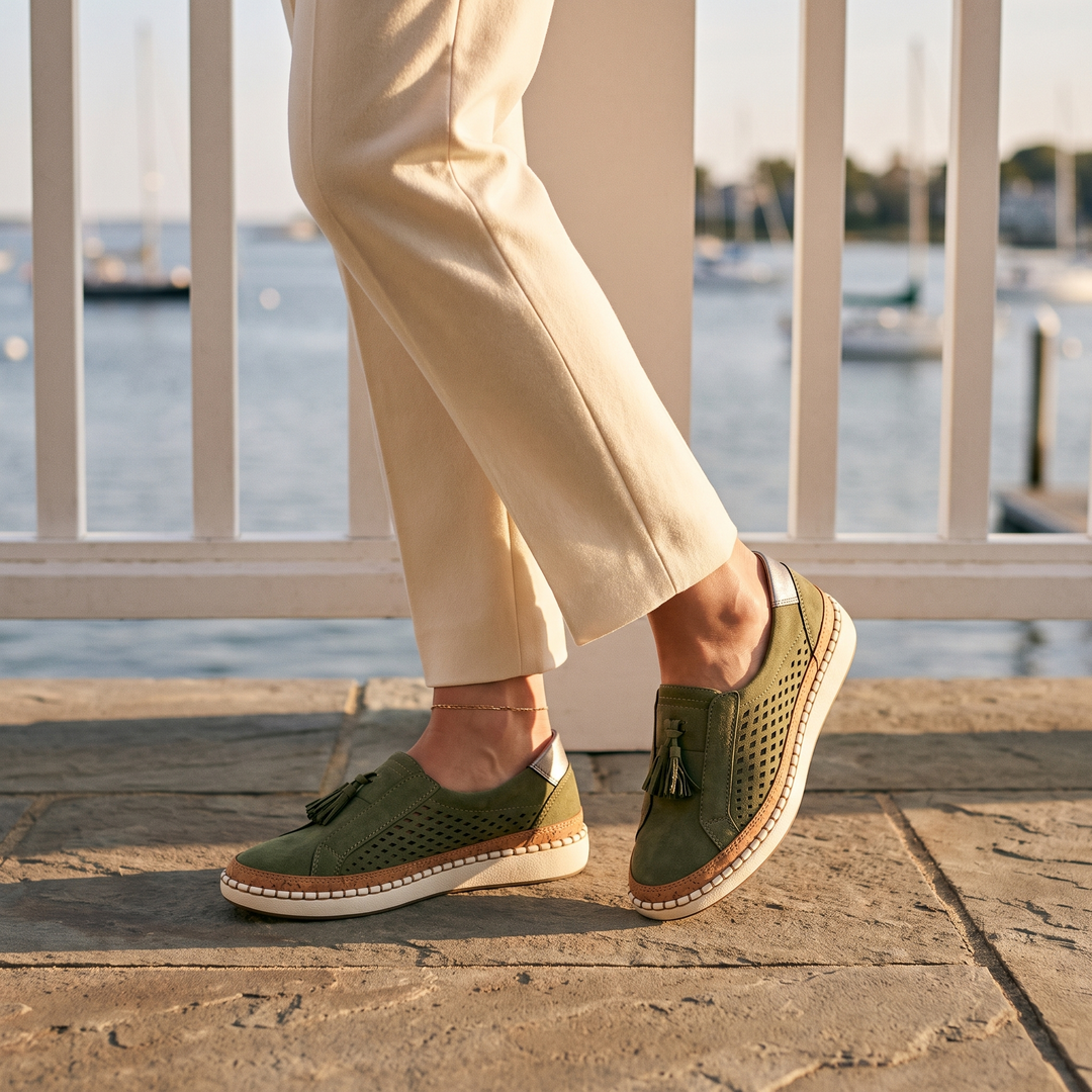 Bancroft &amp; Lane Siena on a coastal terrace