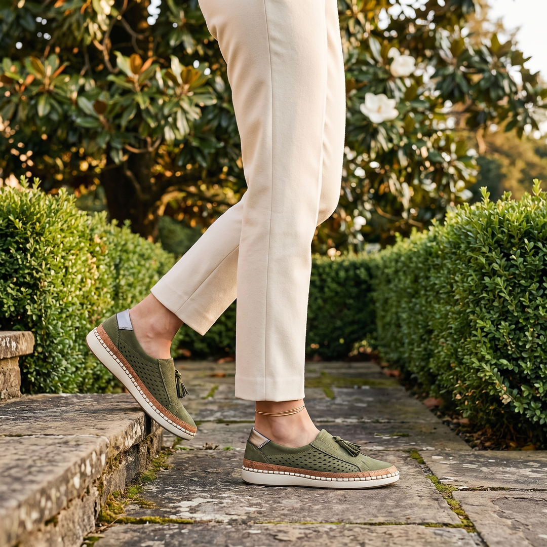 Bancroft &amp; Lane Siena on a garden walkway
