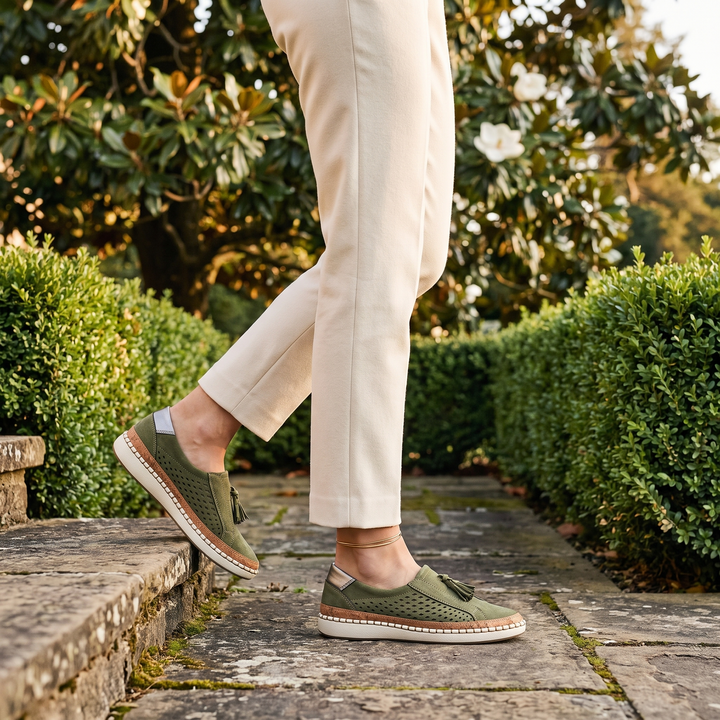 Bancroft &amp; Lane Siena on a garden walkway